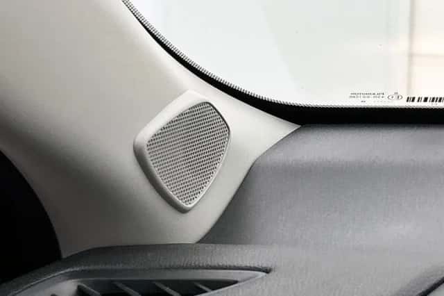 Mazda 2_Hybrid (2025) thumbnail 30