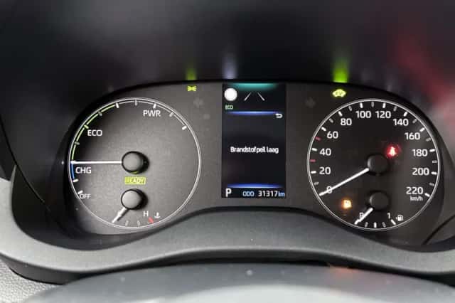 Mazda 2_Hybrid (2025) thumbnail 6