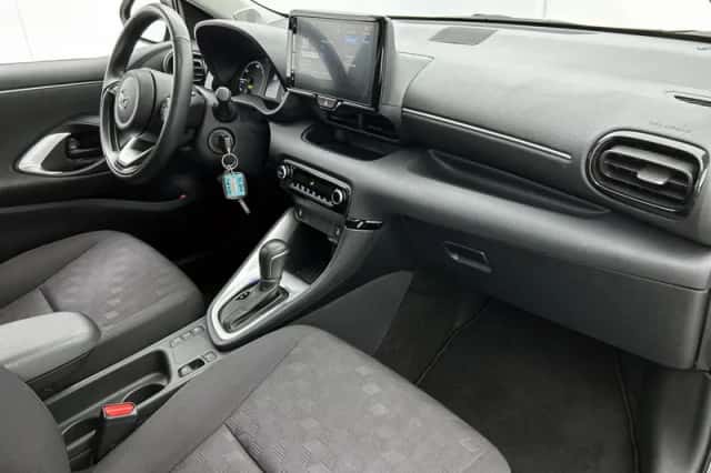 Mazda 2_Hybrid (2025) thumbnail 6