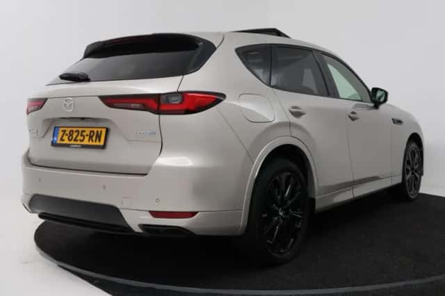 Mazda CX-60 (2024) thumbnail 2