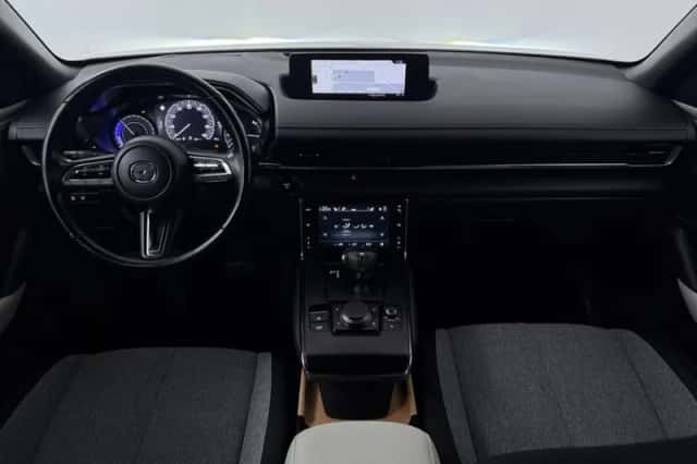 Mazda MX-30 (2021) thumbnail 4