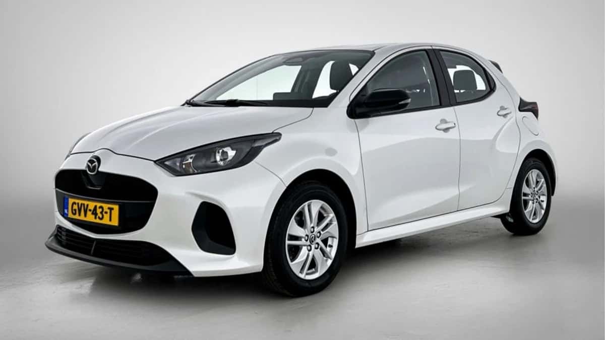 Mazda 2_Hybrid (2024) — foto 1