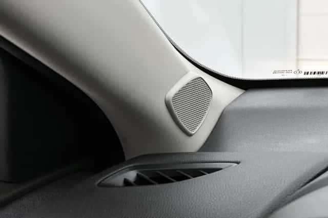 Mazda 2_Hybrid (2024) thumbnail 26