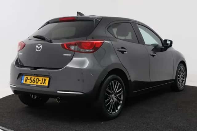 Mazda 2 (2022) thumbnail 2