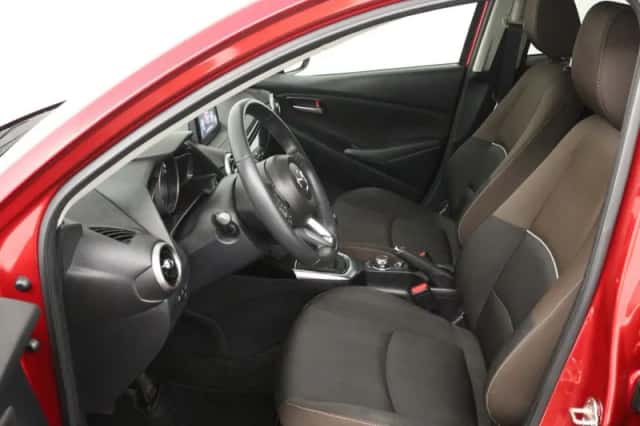 Mazda 2 (2021) thumbnail 12
