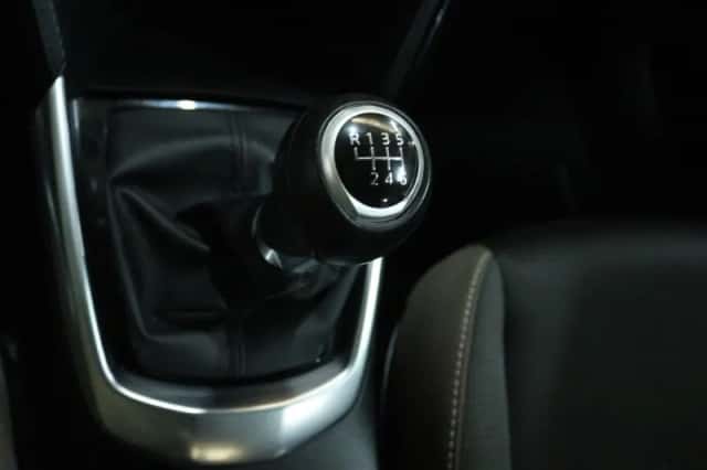 Mazda 2 (2021) thumbnail 6