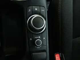 Mazda 2 (2021) thumbnail 6