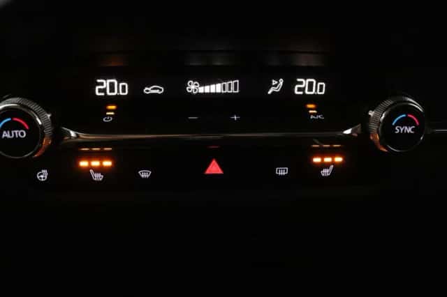 Mazda CX-30 (2020) thumbnail 6