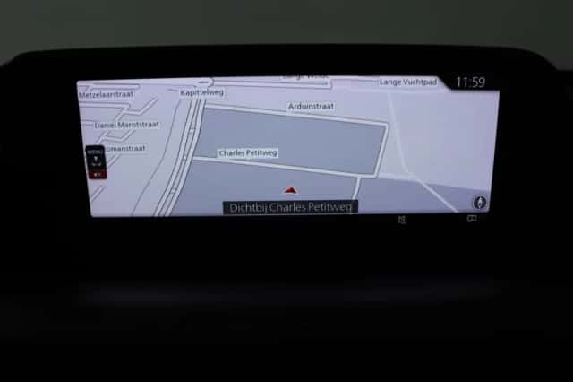 Mazda CX-30 (2020) thumbnail 8
