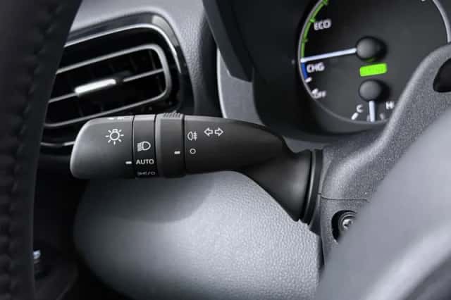 Mazda 2_Hybrid (2026) thumbnail 17