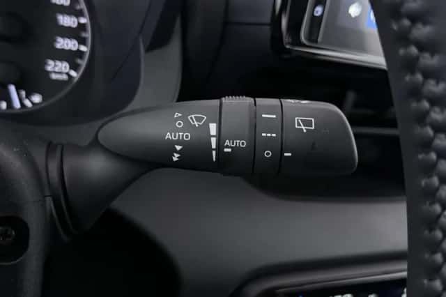 Mazda 2_Hybrid (2026) thumbnail 20