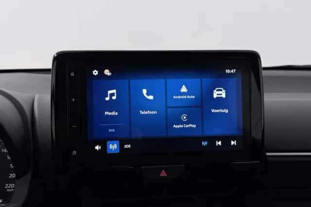 Mazda 2_Hybrid (2026) thumbnail 8