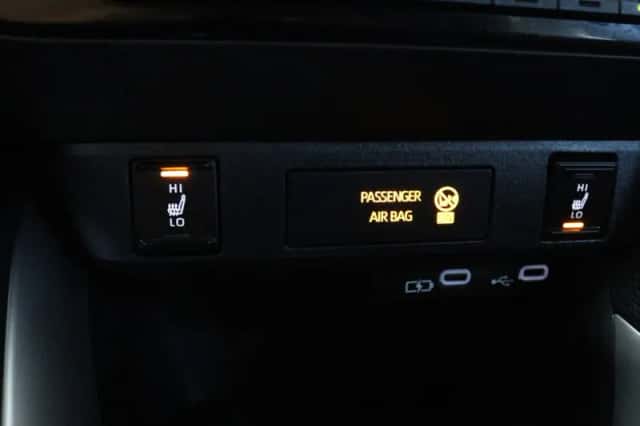 Mazda 2_Hybrid (2025) thumbnail 23