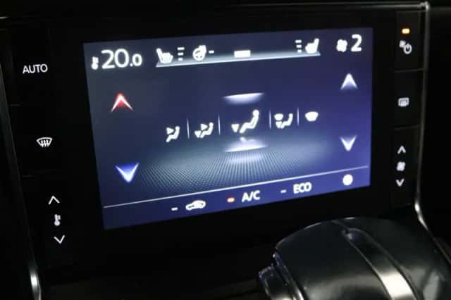Mazda MX-30 (2021) thumbnail 8