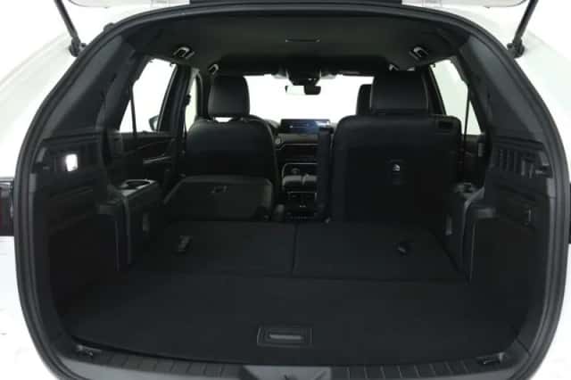 Mazda CX-80 (2026) thumbnail 33