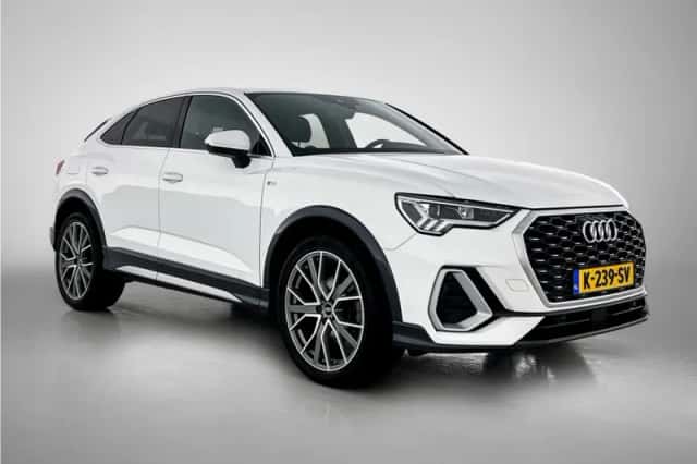 Audi Q3 (2021) thumbnail 11
