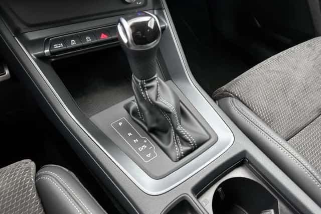 Audi Q3 (2021) thumbnail 9