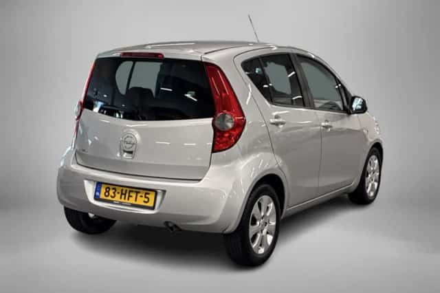 Opel Agila (2008) thumbnail 2