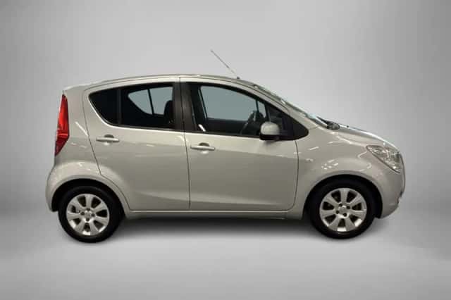 Opel Agila (2008) thumbnail 3