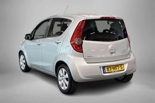 Opel Agila (2008) thumbnail 4