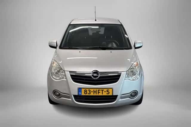Opel Agila (2008) thumbnail 5