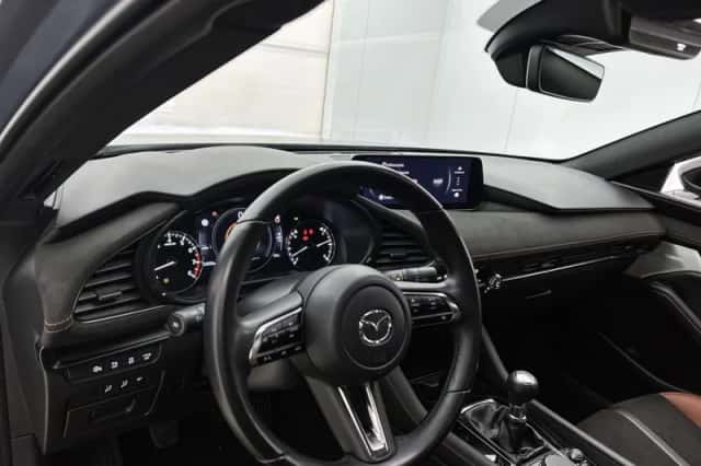 Mazda 3 (2024) thumbnail 32