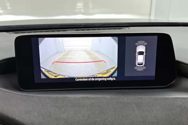 Mazda 3 (2024) thumbnail 8
