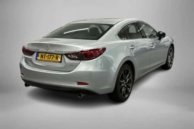 Mazda 6 (2017) thumbnail 2