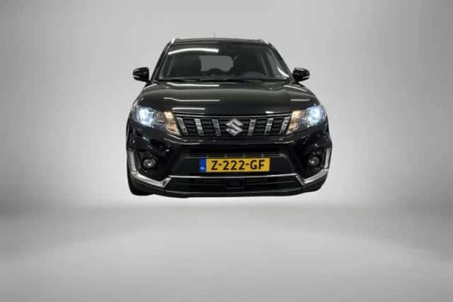 Suzuki Vitara (2020) thumbnail 5