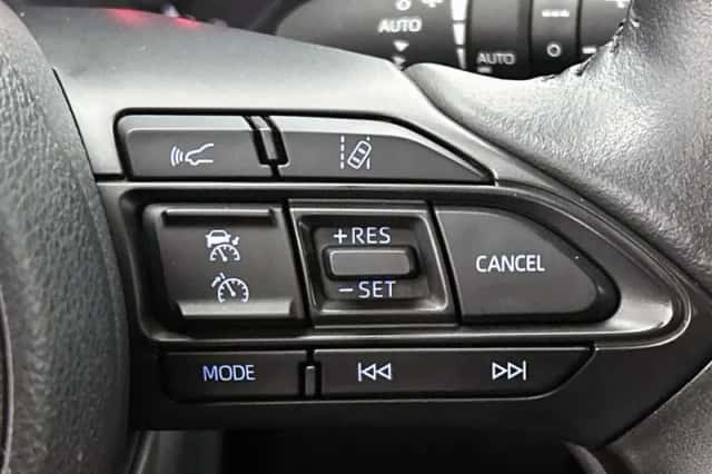 Mazda 2_Hybrid (2025) thumbnail 16