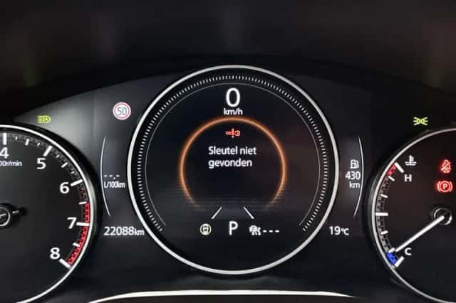 Mazda 3 (2025) thumbnail 5