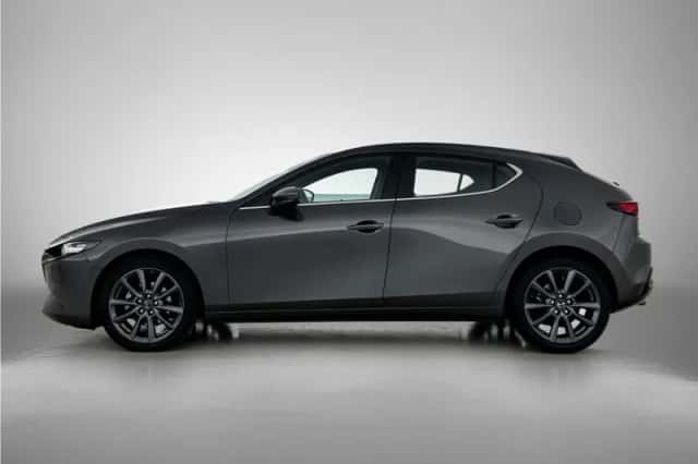 Mazda 3 (2024) thumbnail 3