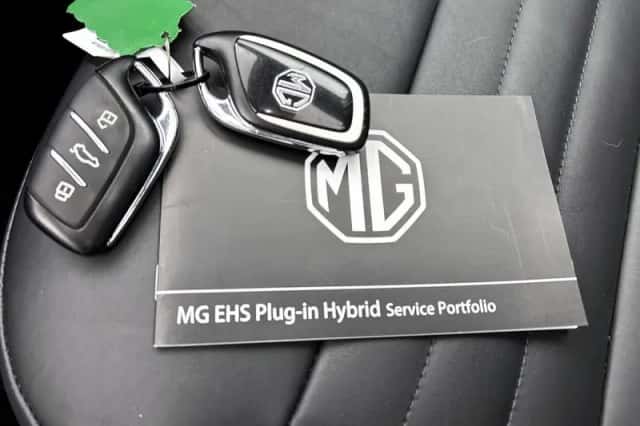 MG MG HS (2023) thumbnail 36