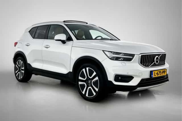Volvo XC40 (2021) thumbnail 14