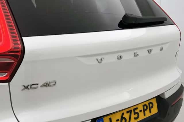 Volvo XC40 (2021) thumbnail 22