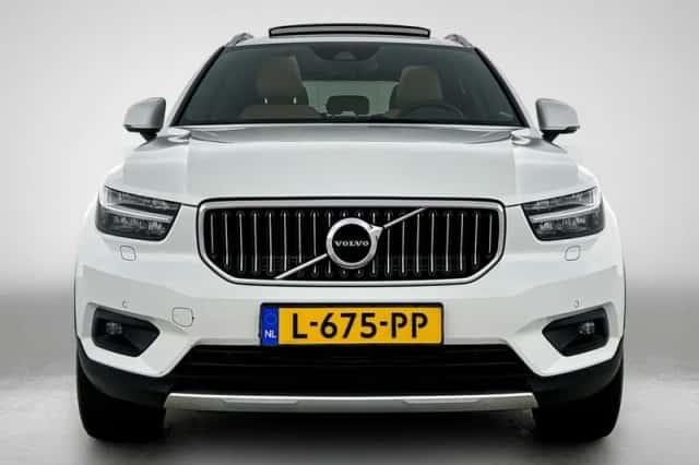 Volvo XC40 (2021) thumbnail 23