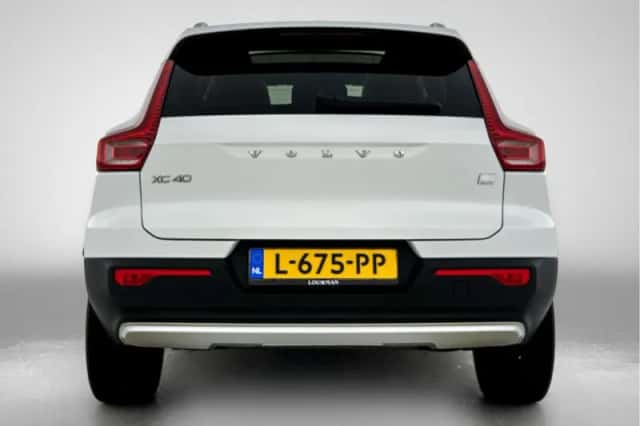 Volvo XC40 (2021) thumbnail 24