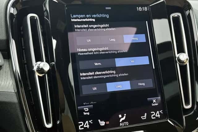 Volvo XC40 (2021) thumbnail 37