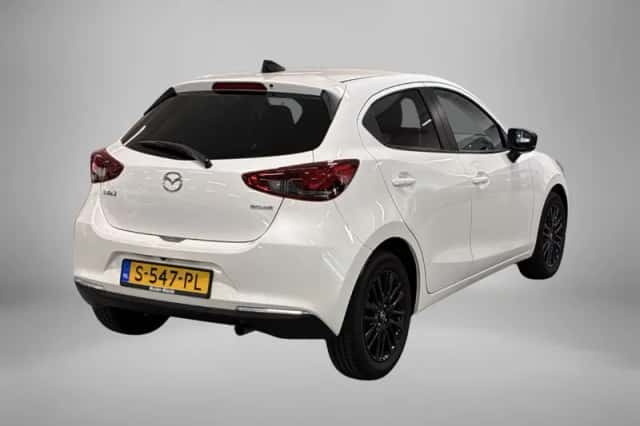 Mazda 2 (2023) thumbnail 2
