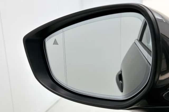 Mazda CX-30 (2023) thumbnail 37