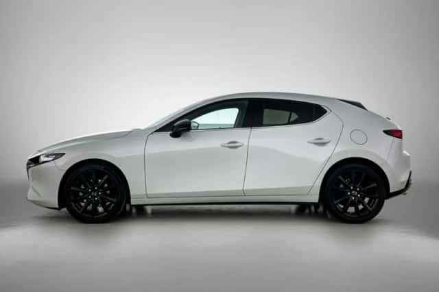 Mazda 3 (2024) thumbnail 3