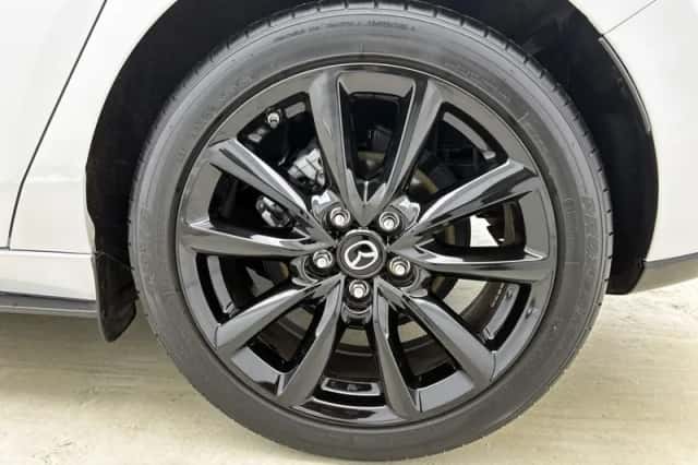 Mazda 3 (2024) thumbnail 23