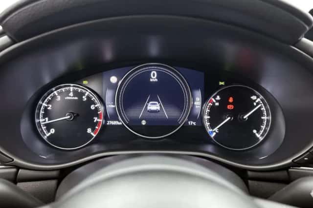 Mazda 3 (2024) thumbnail 5