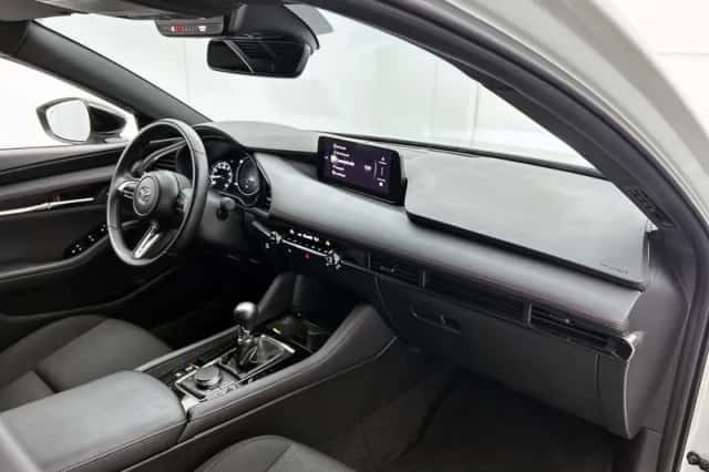 Mazda 3 (2024) thumbnail 6