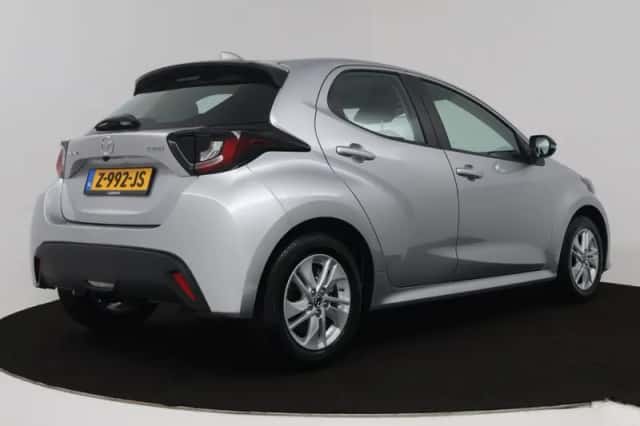 Mazda 2_Hybrid (2024) thumbnail 2