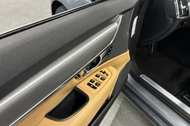 Volvo S90 (2019) thumbnail 40