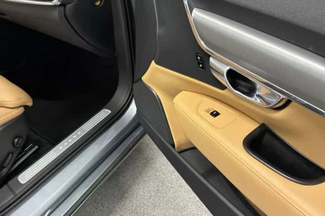Volvo S90 (2019) thumbnail 41