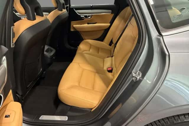 Volvo S90 (2019) thumbnail 10