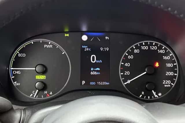 Mazda 2_Hybrid (2025) thumbnail 5