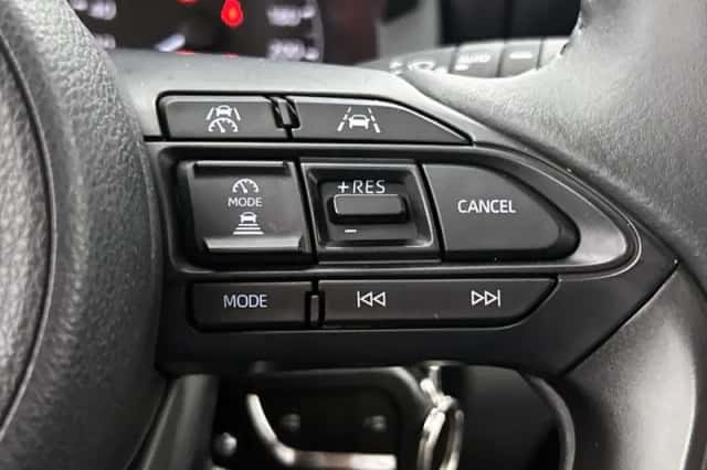 Mazda 2_Hybrid (2025) thumbnail 14